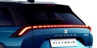 Suzuki Victoris รถยนต์ SUV รุ่นเรือธง ขนาดไม่ใหญ่เท่าที่ควร แต่ภายในอัดแน่นไปด้วยอุปกรณ์ฟังก์ชันใช้งานครบครัน